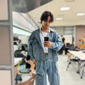 Naoki Kobayashi Instagram - デニム と デニム👖✨
#音楽の日
#やりきった感🕺
ありがとうございました♪
