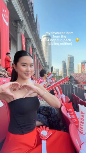 Naomi Yeo Instagram - forever and always with these water activated tattoos feat. my little bro ❤️ this year’s food-themed designs are so adorable!!! 🤤 

if you’re in the mood for local breakfast, which one will you most likely go for? 👹

p.s i would put more options in this poll if i could, so please don’t @ me 😝 i had a good long think before putting these options in hahaha 

#ndp2024🇸🇬 #ndp2024rehearsal