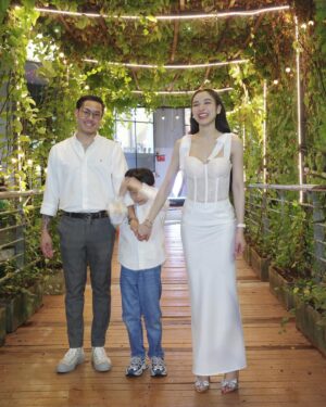 Napapa Tantrakul Instagram - ไปเชียร์นาฟ 🤣
มาถ่ายรูปครอบครัว ❤️
#นาฟสู้ๆ
@o.d.c.theofficial