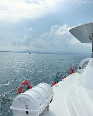 Napat Patcharachavalit Instagram - 🌊🌊🌊
@nikornmarinetour 
@kahungbeachphuket
