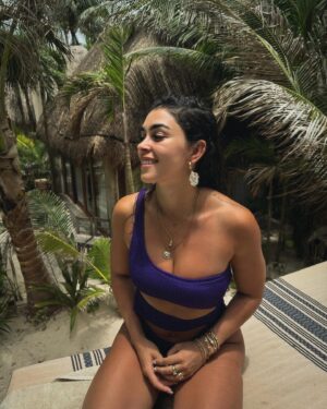 Natacha Karam Instagram - Tachee in Tulum
Pt 2
🌴