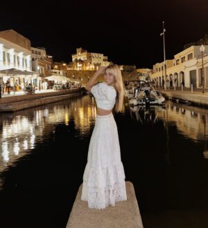 Natalia Instagram - ciutadella 🤍✨🌉