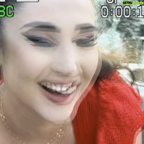 Natálie Grossová - 1.6K Likes - Střípky z natáčení klipu ŽIJ A NECH ŽÍT :D Najdete ho na YT a myslím, že to opravdu chcete vidět🫡
•
•
Photo by the best: @denisagrossova