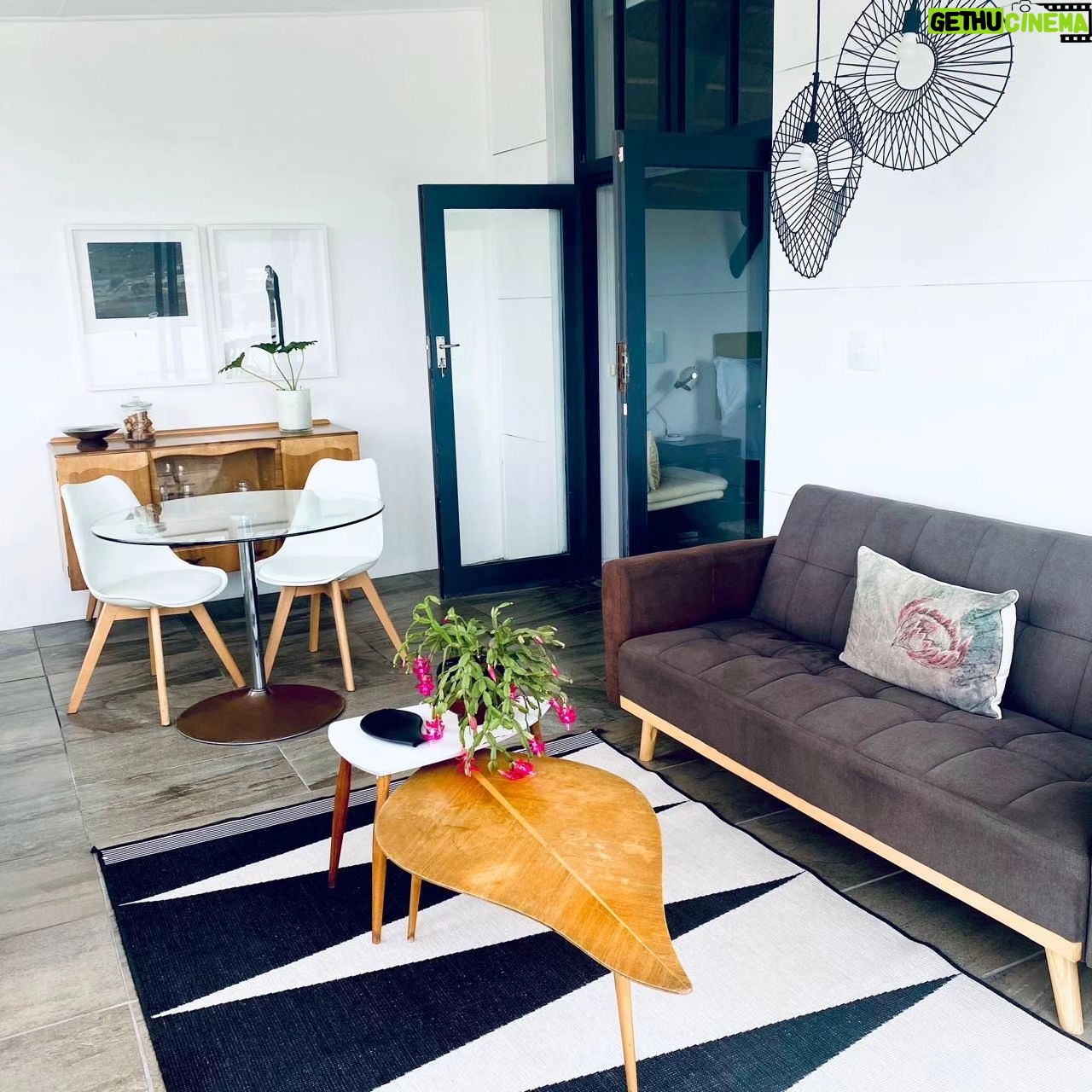 Nataniël - 274 Likes - Had a lovely stay at Karee Manor Guesthouse, Stilbaai!
Thank you for the hospitality!
www.kareemanor.co.za
#nataniël
@karee_manor
#stilbaai
#concert
#CharlDuPlessis
#guesthouse
#accommodation
#kareemanorguesthouse