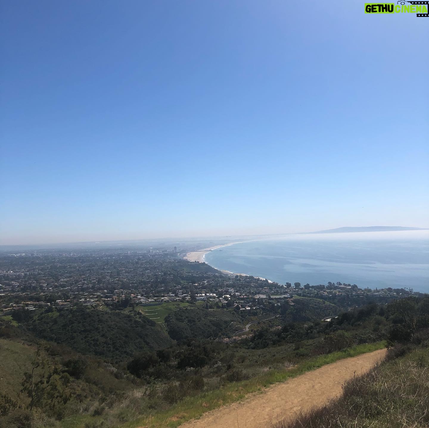 Natas Kaupas - 1.7K Likes - Morning hike.