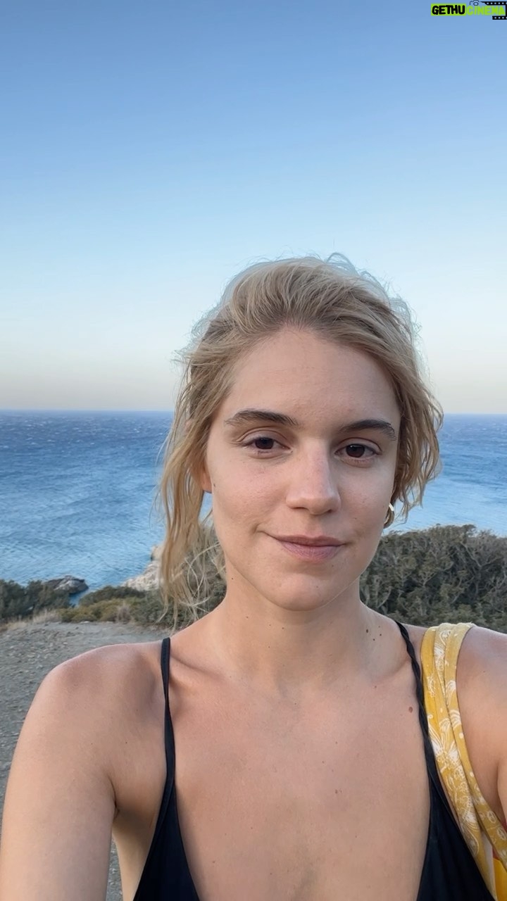 Natasa Exintaveloni - 6.8K Likes - Īν είĻαι καλĻĻ, να ĻĪ±Ļ ĻĻην νĻĻια ĪĻĪ®ĻĪ· και να Ī¼ĪµĪÆĪ½ĪµĪ¹Ļ ĻĻον ĪεĻαĻĻκαμĻĪæ.
Īν είĻαι κακĻĻ Ī¼Ī·Ī½ ĻαĻ, Γε θα Ļā αĻĪĻει.
ā¤ļø