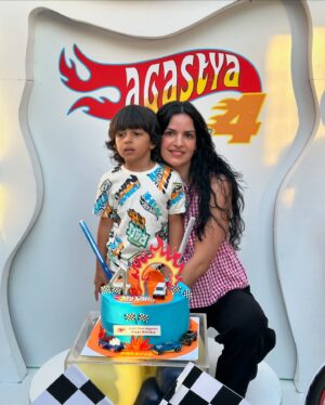 Natasa Stankovic Instagram - 🏎️ #aguturns4 🎈🎉❤️