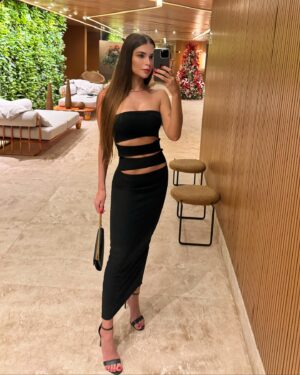 Nathalia Gomes Instagram - 🔙🍱