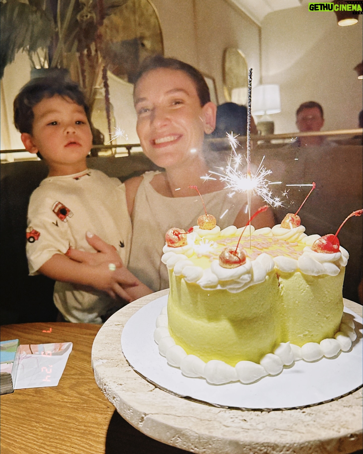 Nathalia Ramos - 2.4K Likes - A few things sweeter than cake 🎂