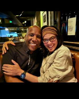 Nathan East Instagram - Happy Birthday, Anita!🎂🙏🏽🥳✨💝🎉🎈🎁💖👑

From the moment I first laid eyes on you on campus at UC San Diego, I knew you were “Miss Right.”😍Today, and every day, I celebrate you and feel incredibly grateful to have you as my best friend, soulmate, partner in life, and the amazing mother of our children. We are blessed beyond belief!!🙏🏽

Here’s to another beautiful trip around the sun, my love!💫☀️