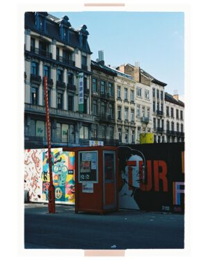 Nathan Naenen Instagram - BXL in kleur #35mm