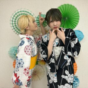 Natsumi Maki Instagram - サオリちゃん、嫌そうな顔ばっかするぅ〜😂

#natsupoi #なつぽい #安納サオリ #stardom