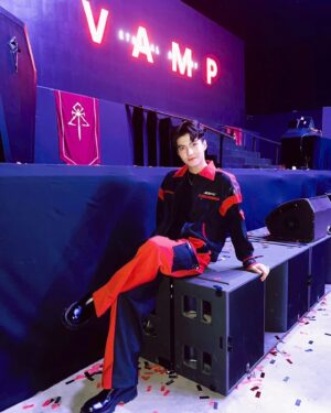Nattapat Nimjirawat Instagram - About last night😎
💄: @peakmakeup8 
#VampTheSeriesPilot #VampTheSeries
