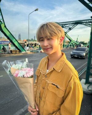 Natthapat Meesuk Instagram - 🌷🌷