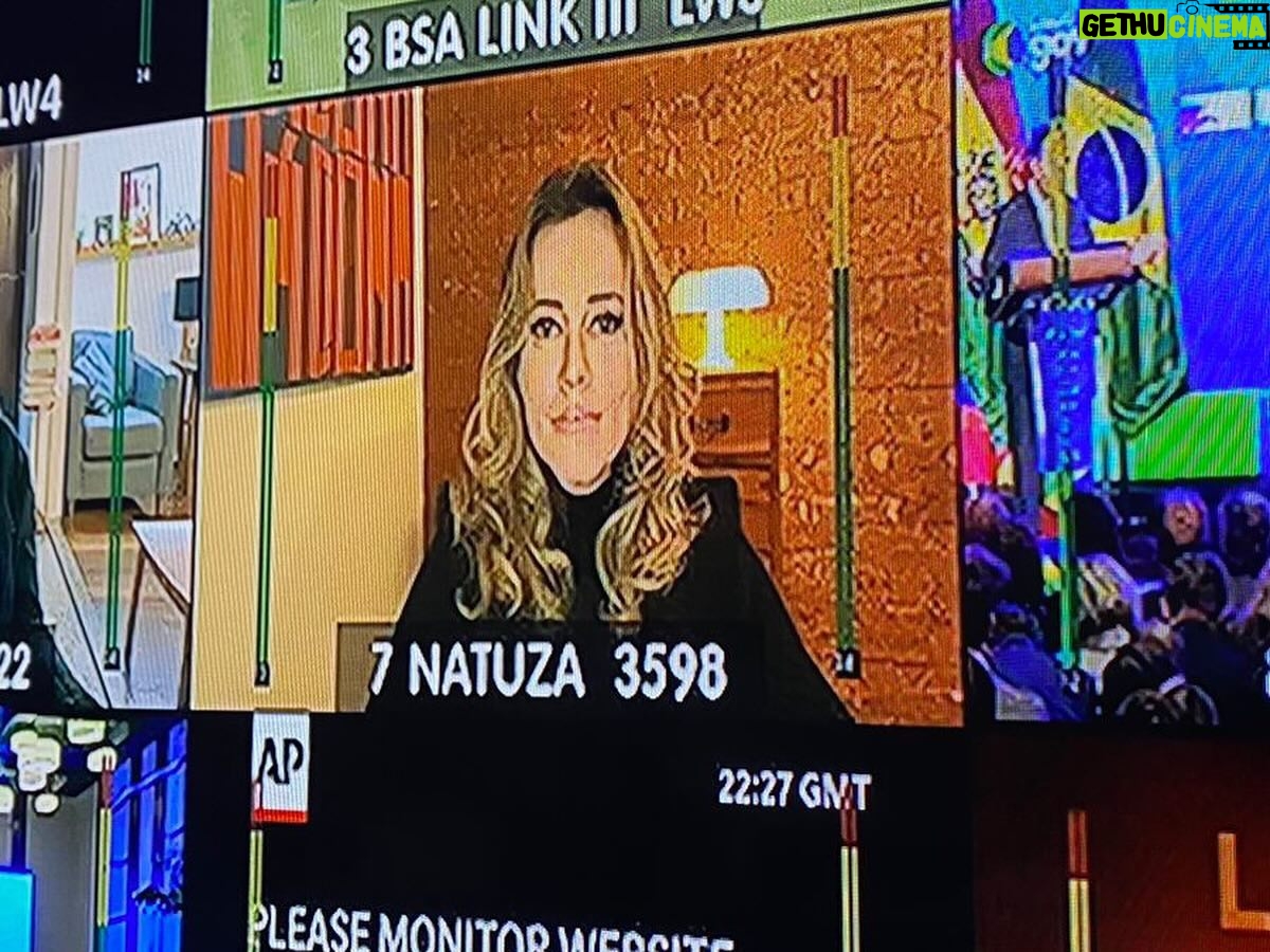 Natuza Nery - 7.4K Likes - Home office #globonews
Foto de @thaizapauluze ♥️