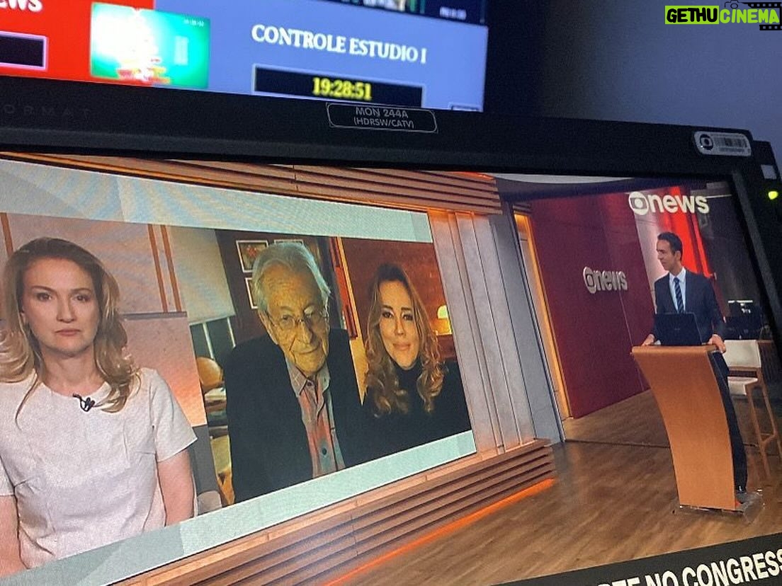 Natuza Nery - 7.4K Likes - Home office #globonews
Foto de @thaizapauluze ♥️