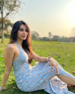 Actress Navneet Kaur Dhillon HD Instagram Photos and Wallpapers August 2024