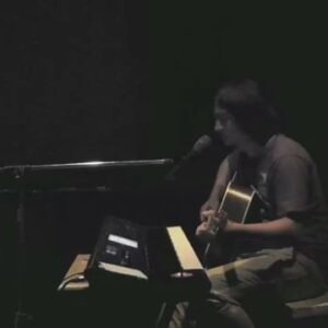 Nawapol Thamrongrattanarit Instagram - เพลง 'เก็บผ้า' ไม่ได้มีในแผ่นไวนิล ost. 36 นะครับ แต่อ๊อฟ วุฒิพงศ์ คนทำซาวด์แทร็กเรื่องนี้ เคยเล่นเพลงนี้เล่นๆเอาไว้ในงานฉายที่สมาคมฝรั่งเศสในปี 2012 , ผมบันทึกเอาไว้ เลยเอามาฝากกันนะ / ส่วนเพลงเก็บผ้า สามารถหาฟังได้ในอัลบั้มของ yellow fang นะครับ 

แผ่นไวนิล ost.36 สามารถสั่งซื้อได้แล้วนะครับ ดูรายละเอียดที่โพสท์ก่อนหน้าได้เลย