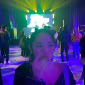 Nayah Damasen Instagram - Underdoggs by @snoopdogg 💜
Thank you @advantage_pr for this night :)