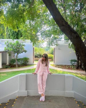 Nayamat Handa Instagram - Livin’ on the bright side ☀️ 

#igtravel #igers #igersindia #instagram #instagood #instadaily #explore #explorepage #exploremore #goviral #trending #explorar #fashion #style #blogger #influencer #artist #fashionista #fashionstyle #fashionblogger #stylefashion #styleblogger #styleinspo #styleinspiration #ootd #ootdfashion #lifestyleblogger #luxurylifestyle #beautifuldestinations #love