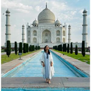 Nazanin Boniadi Instagram - Awe-inspiring. May love prevail. 

#TajMahal