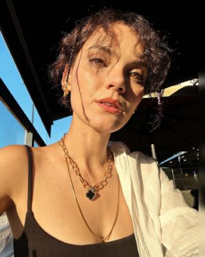 Nazlı Senem Ünal Instagram - şımarıklıklılık VS ciddiyetlikliklilik