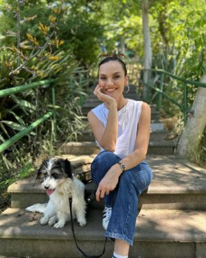 Nazlı Senem Ünal Instagram - yeni ship MilNaz 🐶👩🏻‍🦱