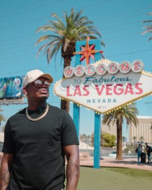 Ne-Yo Instagram - VEGAS, YA BOY IS HOME!! 
It still feels so surreal. I got my very own residency in my hometown! "HUMAN LOVE REBELLION" kicks off TOMORROW at @wynnlasvegas! If you don't have tickets, hit that link in my bio! 🎲🎲