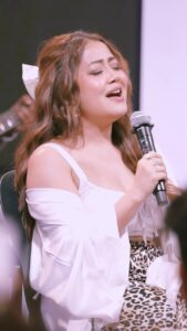 Singer Neha Kakkar HD Photos and Wallpapers December 2024