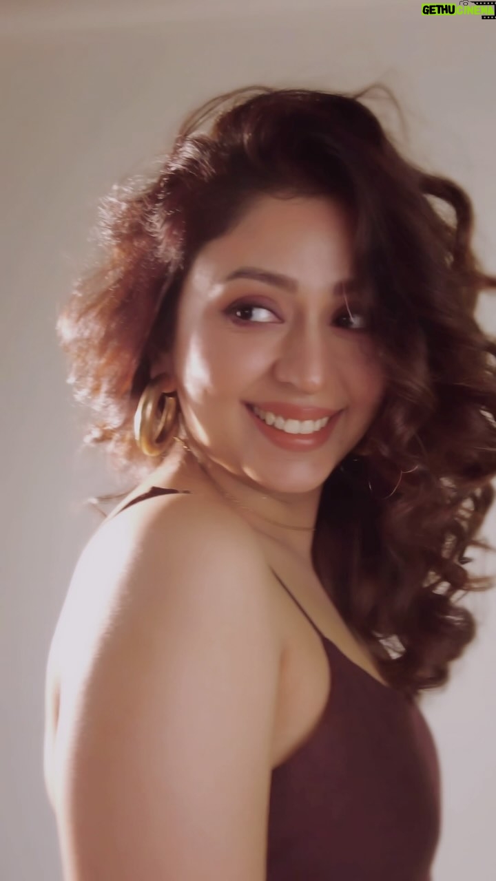 Neha Sargam - 408.5K Likes - 🧸
…
Keep them coming the “rishtas” I’ve read few of them! 🤭 🫶🏻