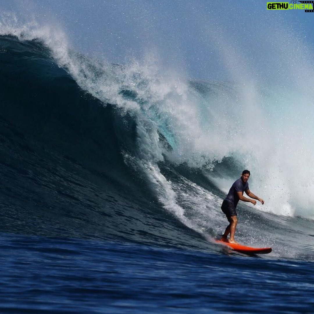Neiman Gracie - 3 Likes - Happy international surf day 🏄♂️🤙🏼❤️