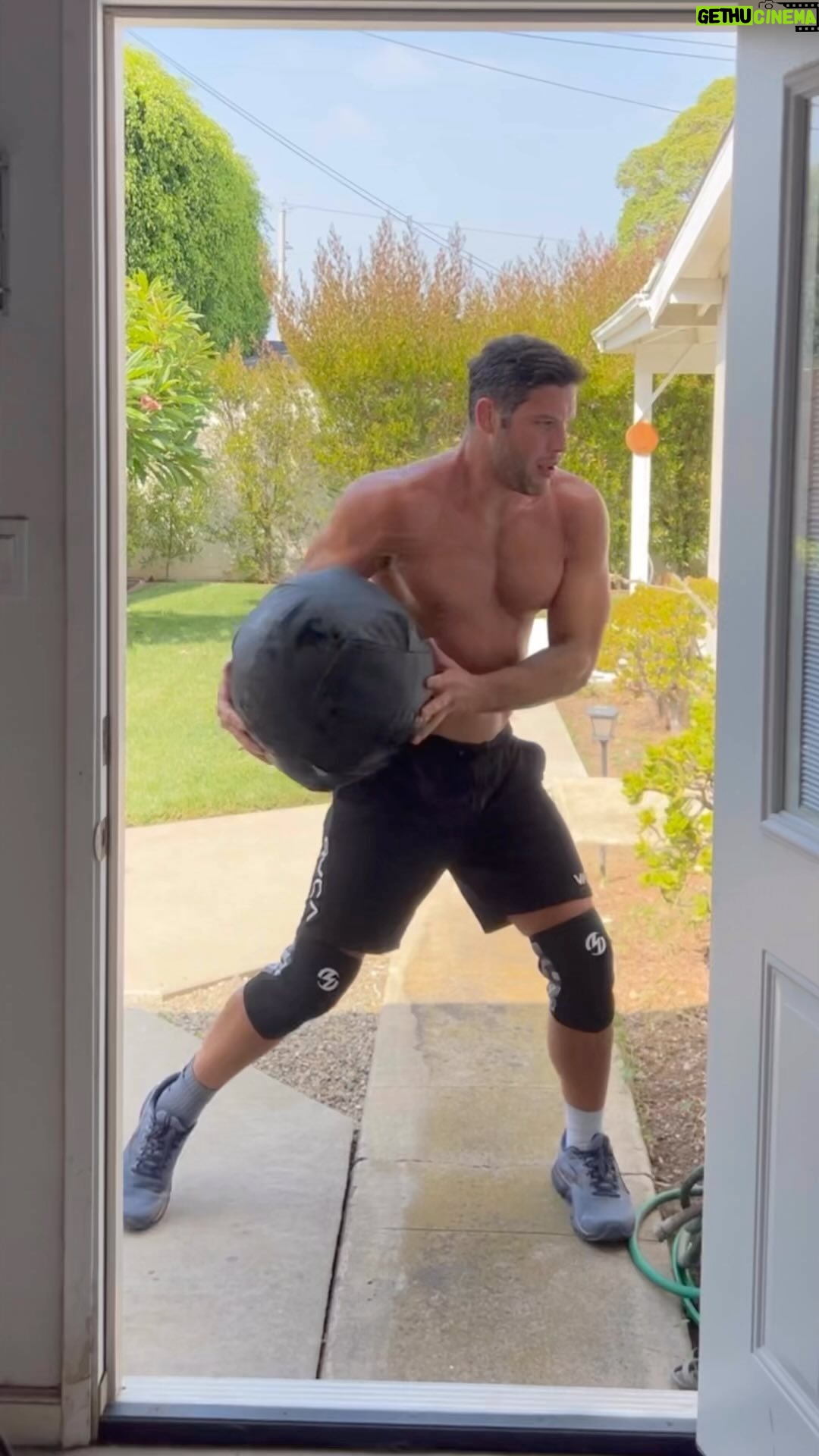 Neiman Gracie - 3 Likes - mais 1 na garagem šŖš½š„
.
.
@juggernauttraining