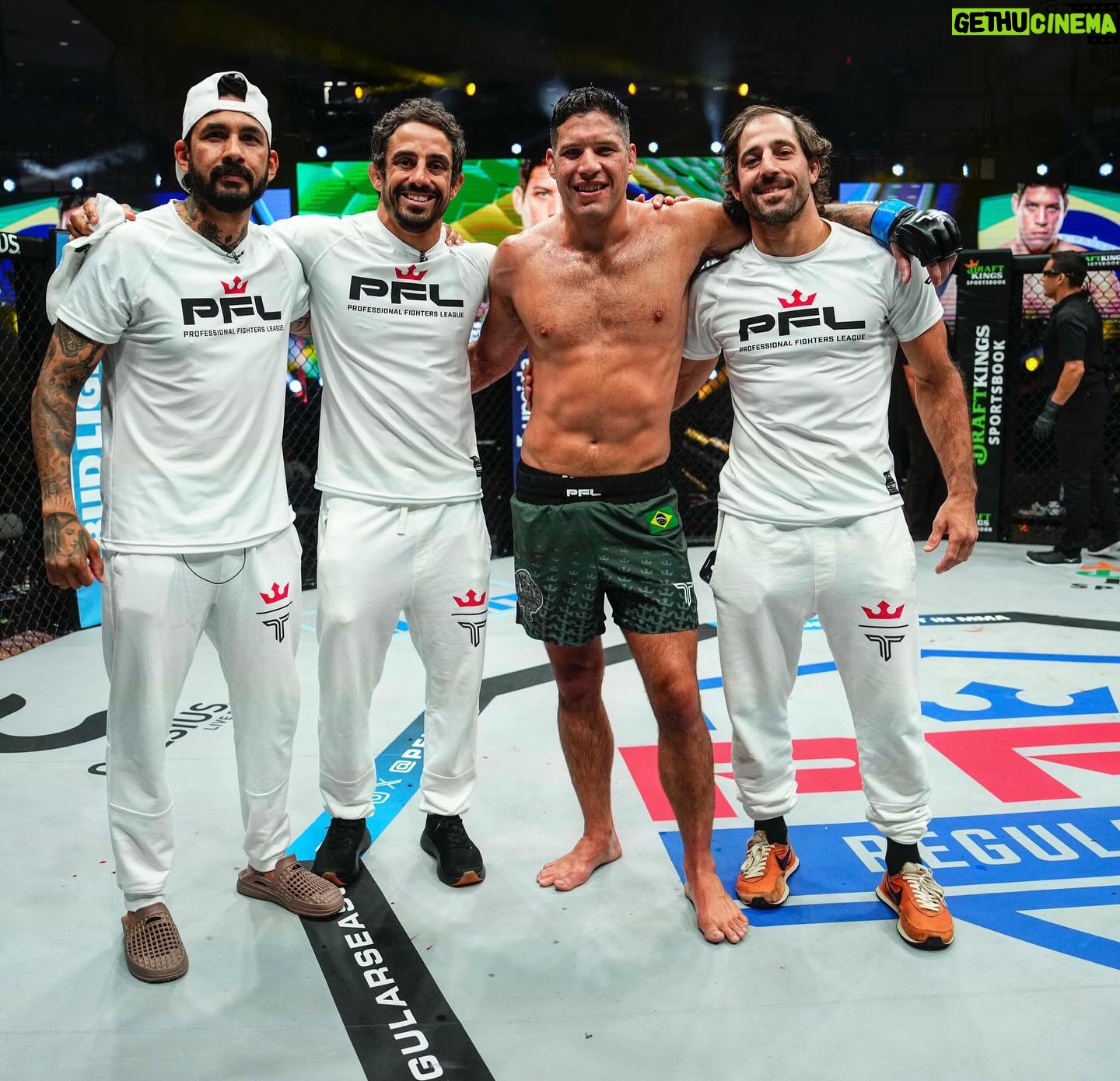 Neiman Gracie - 3 Likes - Queria agradecer a todos que me ajudaram na preparação pra essa luta. foram muitas pessoas e eu agradeço do fundo do meu coração. mais uma batalha dentre tantas guerras! vamos pra próxima 👊🏼
.
.
A Big thank you to everyone who helped me get ready for this fight there was a lot of people by my side on this one thank you 🙏🏼
@renzograciebjj @bloodlinecsa @dede_pederneiras @kingsmmaacademy @cubswanson @amaregenmedskincare @graciebarra_hq @philipefurao @kodyhamrah @coach.antmurataya @aliabdelaziz @dominance_mma @itallovilardo @tru_md
