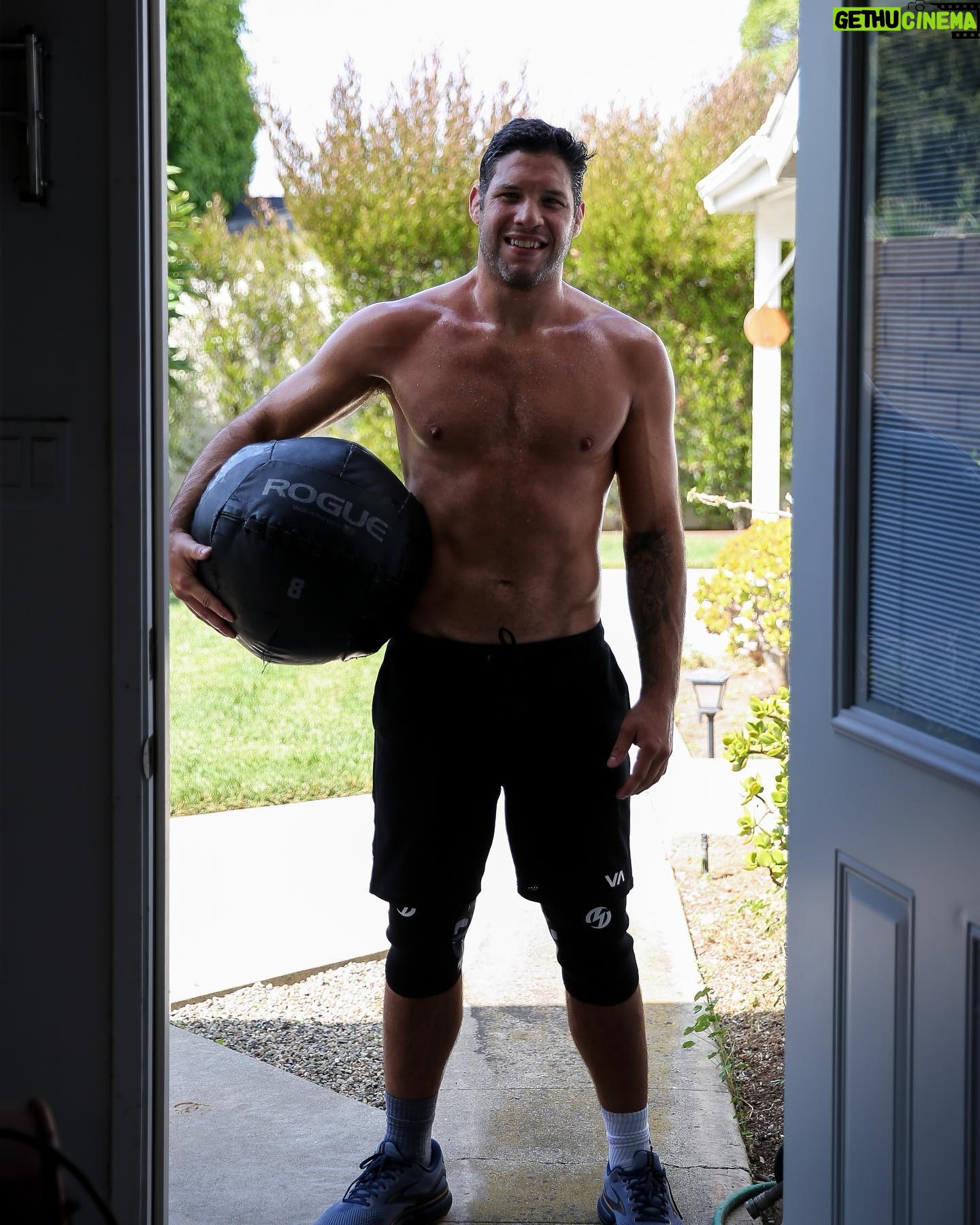 Neiman Gracie - 3 Likes - 😅