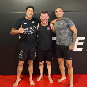 Neiman Gracie Instagram - Obrigado Mestre @dede_pederneiras 
pela excelente aula. eu já era seu fan e agora sou mais ainda 🙇🏻‍♂️ and it’s always great to be around one of my best friends @aliabdelaziz he always has my back since day 1 ♥️