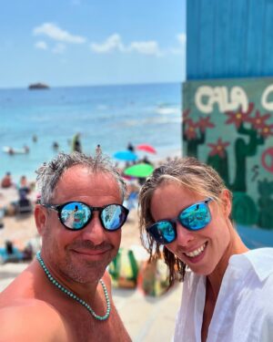 Nela Pocisková Instagram - Our last day here 🌊💙

#family #sealovers #exploringtheworld