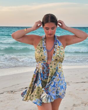 Nerea Camacho Instagram - 1,2,3 o 4 ? 

besos desde el paraíso 🥰😘🤍