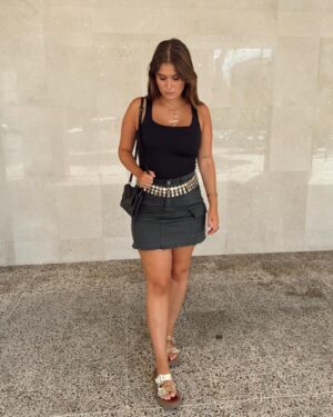 Nerea Camacho Instagram - Amo mi collar de @itta_jewels  y el cinturón de @tiletabrand_