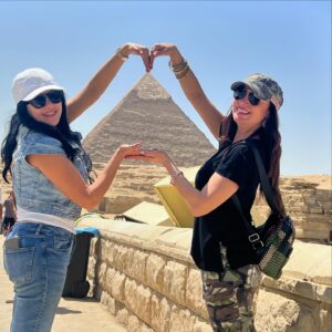 Nermin EL Fee'y Instagram - #_يوم تاريخي وحضاري وثقافي وفخر لمصر الحضاره # _اجمل الايام _❤️🌺🤣🌹😍# @nermine_elfeky 🌺