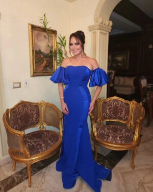 Nermin EL Fee'y Instagram - #من_مهرجان_المسرح_القومي_المصري_الدوره_ال16_تحت_اسم الفنان القدير _الزعيم_عادل_امام_#_مبروك_لاخويا_الفنان_محمد_رياض_رائيس المهرجان_الف مبروك لكل المكرمين_ وسعيده_ بتقديم_جائزه_الفنان القدير المتميز_خالد_الصاوي# @Many thanks to
#@nourfathallah _by# @saphircouture _for_MY_NICE_DRESS🙏
#@samehhanafy (MAKEUPARTIST)
#@sherif__abdeen
_professional_hairdresser# @🙏❤️😍