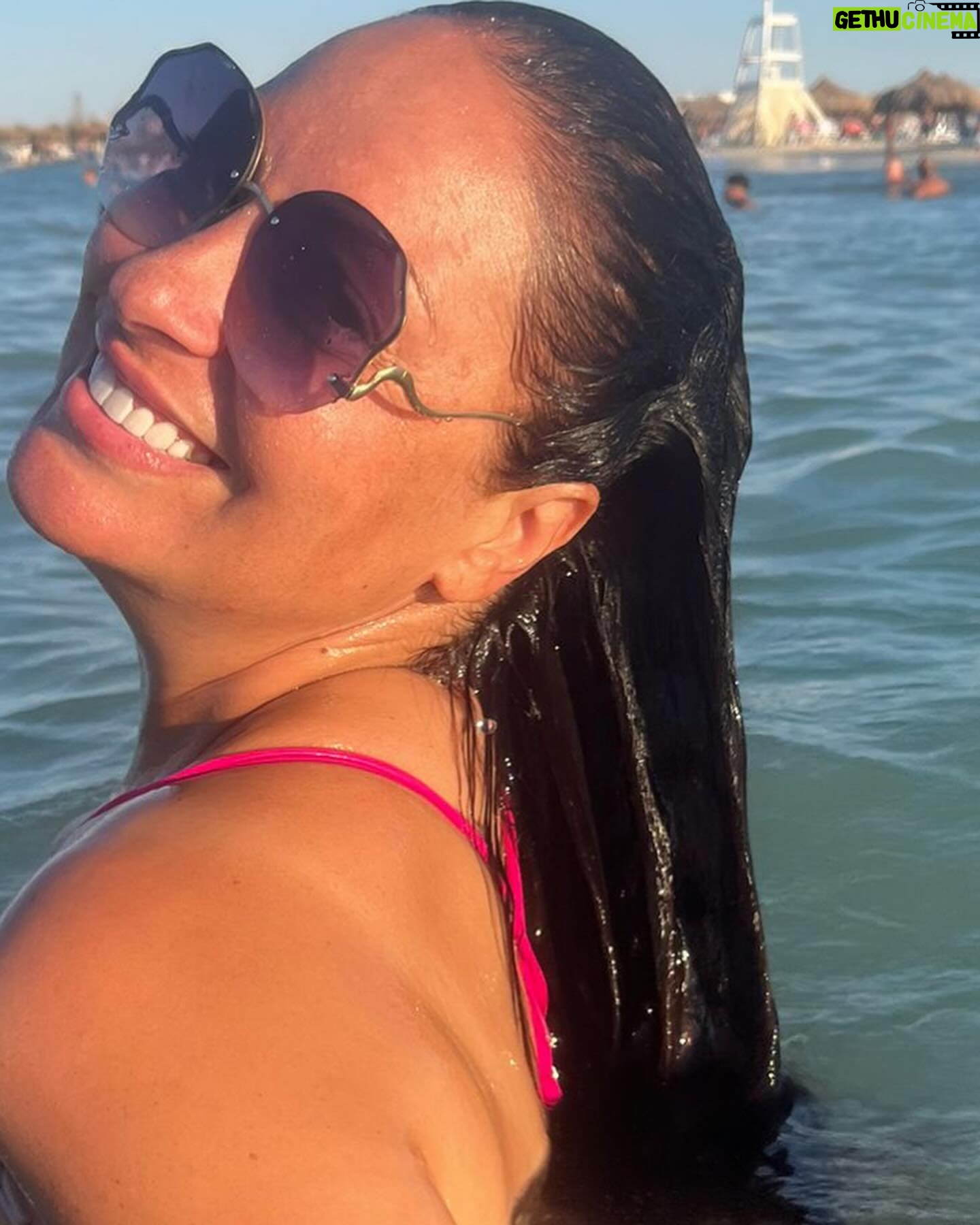 Nermin EL Fee'y - 30.3K Likes -
