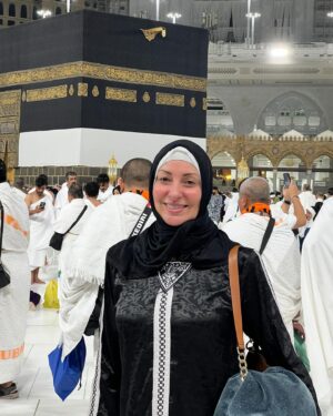 Nermin EL Fee'y Instagram - #_الف حمد وشكر ليك يا رب كنت نوياها من قلبي وتمت العمره مع حبايبي واخواتي مع فريق العمل 🙏# @nermine_elfeky ربنا يتقبل منا #🙏🙏