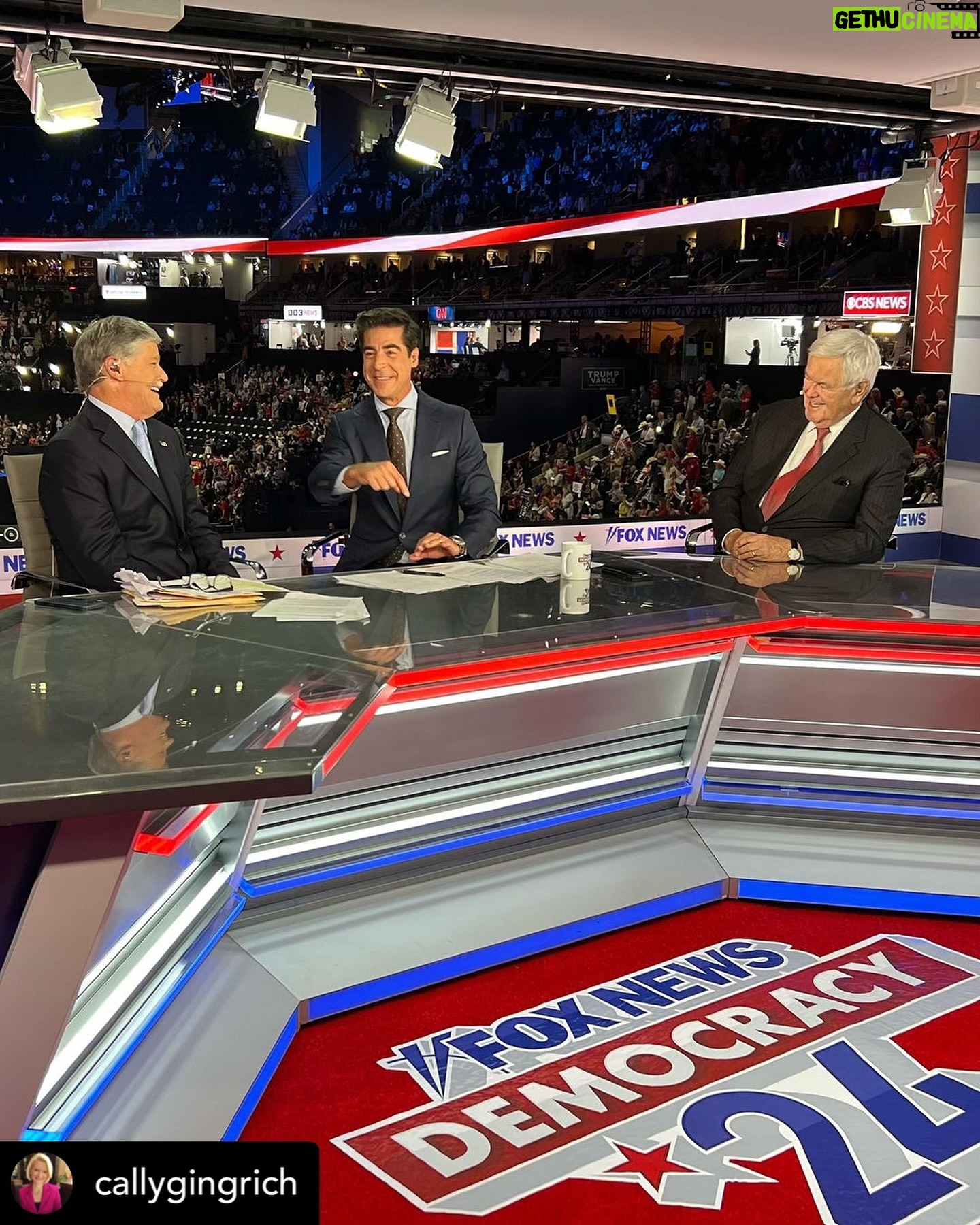Newt Gingrich - 1.7K Likes - Great day at the Republican National Convention in Milwaukee!šŗšø