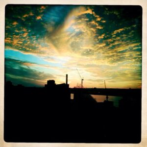 Nicholas Britell Instagram - Crazy New York sunset today #NYC #AlienPlanet