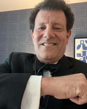 Nicholas Kristof Instagram - Sheryl @wudunn and I were dressing for a black tie dinner when I discovered that I’d left my cufflinks back home in Oregon. No problem: Sheryl fashioned cufflinks out of dental floss! A great life hack. I’m so glad I married up.