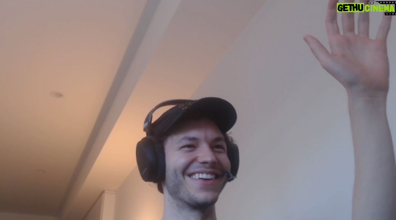 Nick Fink - 9K Likes - Where my gamers at? 🤚🏻
