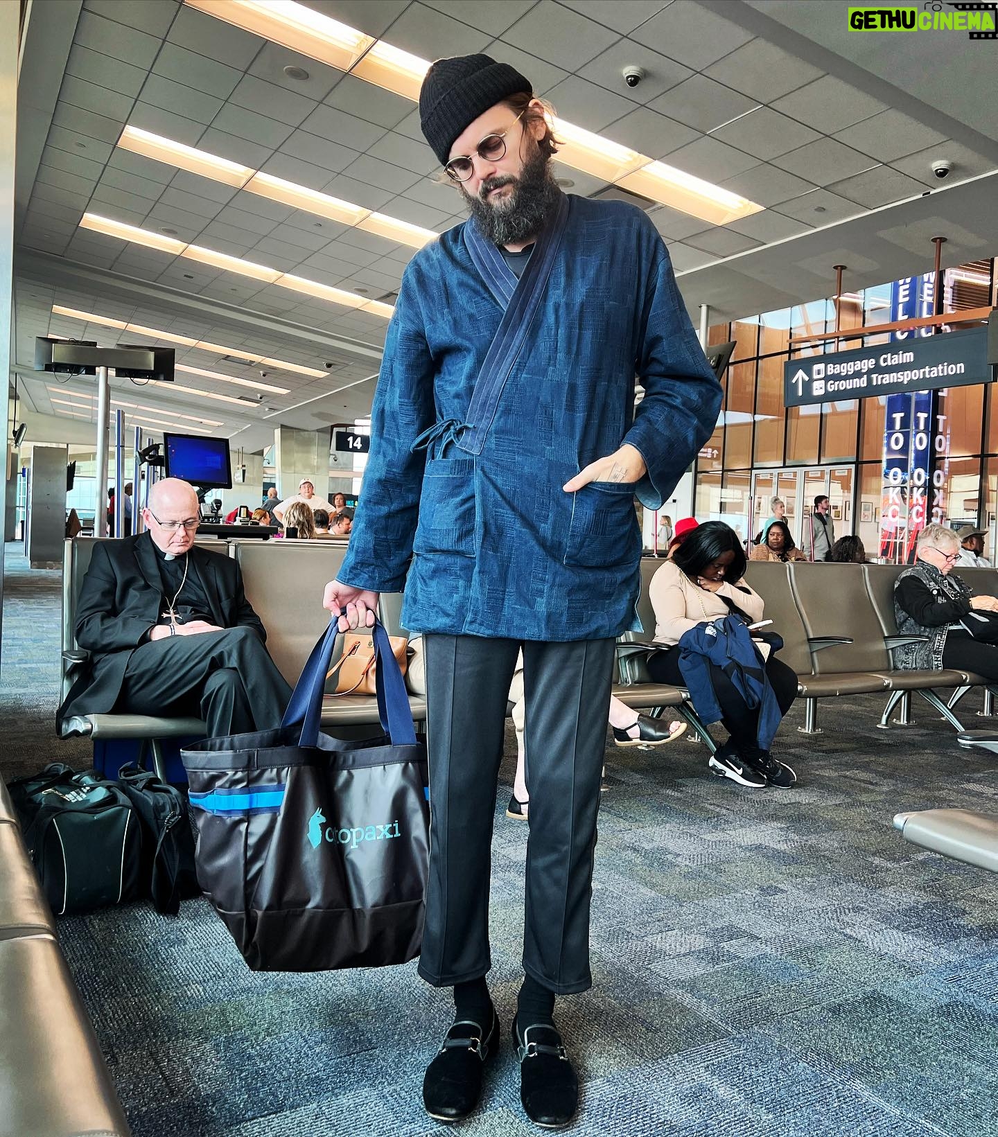Nick Thune - 1.5K Likes - BEST DRESSED AT THE AIRPORT 🥇
Felt good coming into the port today but got worried when I saw who I was up against. The priest took runner up like an absolute G and then nodded off for a quickie. #bestdressedattheairport #priesthood #catholiccreatives