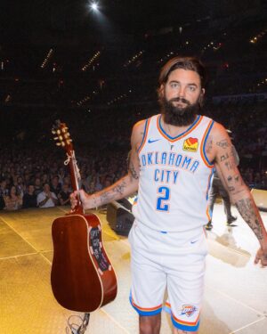 Nick Thune Instagram - Touring with and opening for @natebargatze is a true honor and pleasure. Watch him on @nbcsnl this Saturday as he lives out the dream of every stand up comedian. 

DISCLAIMER: This is a photo dump from last weeks tour of Texas, Kansas and Oklahoma. Most photos taken by the incomparable @thehomelesspimp