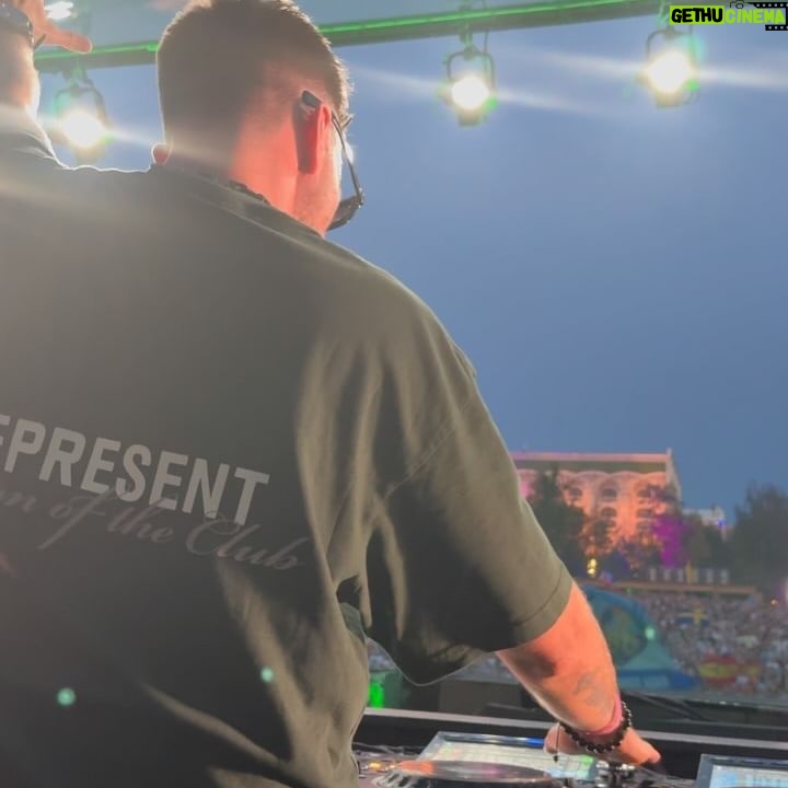 Nicky Romero - 35.3K Likes - Which id should we put out first? π @tomorrowland