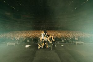 Nico Sallach Instagram - Tokyo, arigatou gozaimasu (東京、ありがとうございます)!! 
Fox Fest was absolutely amazing!
Thank you so much for having us @babymetal_official ! Performing „RATATATA“ together was so much fun!!
We can’t wait to see you again very soon. 🙏

📸 @christianripkens 

#electriccallboy #foxfest #tekkno #japan #tokyo #arigatou #babymetal